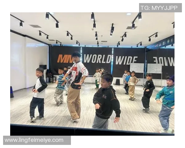 实时新闻深圳街舞队的力量与激情探索街舞文化的魅力与影响